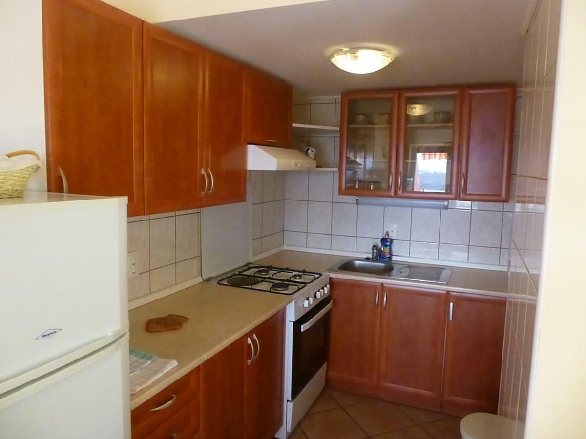 Apartments Vila Lavanda 오미살즈 외부 사진